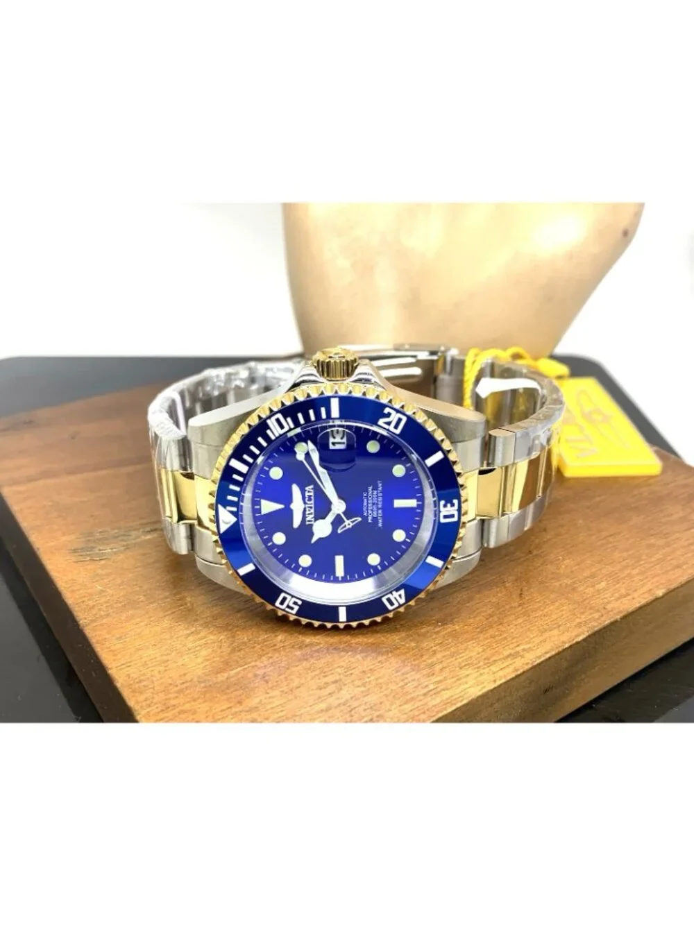 Invicta Men's Watch 28662 Pro Diver Automatic Blue Dial Two Tone Steel 40mm